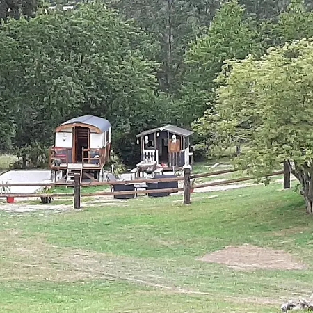 La Roulotte De Germaine * Conde-sur-Vire