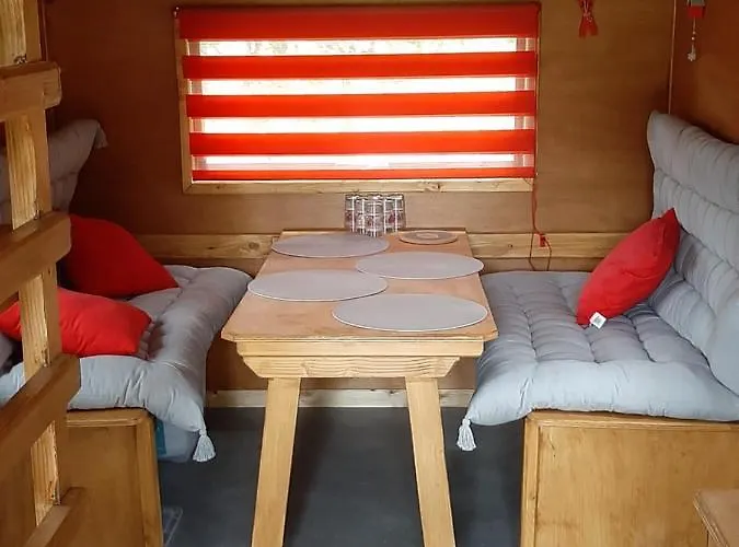 Camping La Roulotte De Germaine